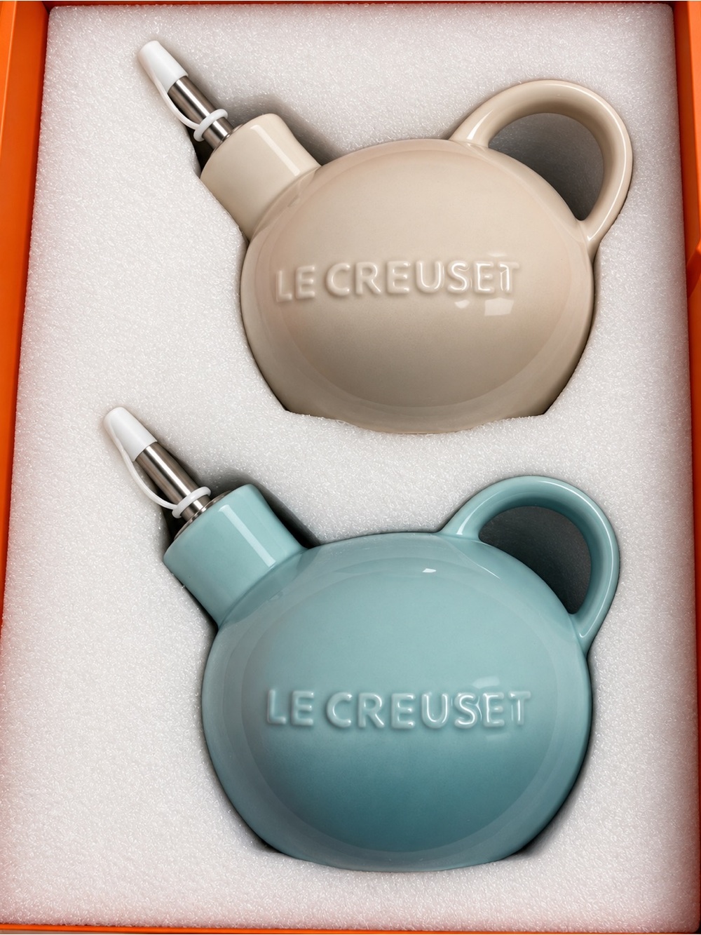 Le Creuset Ceramic Oil and Vinegar Bottle Set